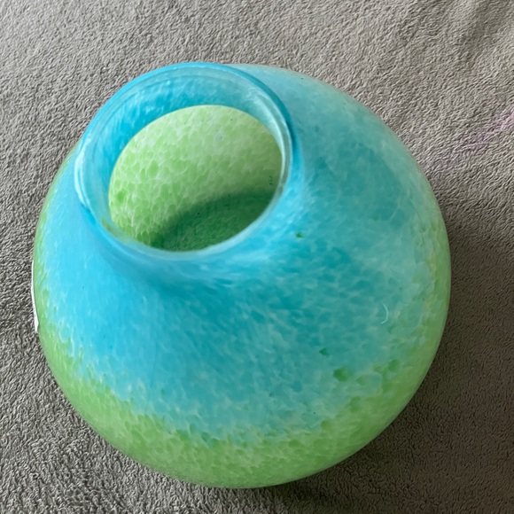 Pear Shaped Blown Glass Vase - Vintage - Picture 2 of 4